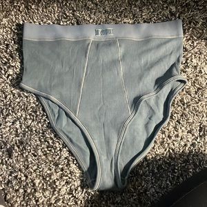 Skims cotton rib brief size large